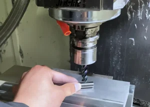 TonZa Making | Z-Axis Tool Setting Methods for Machining Centers TonZa Making | Z-Axis Tool Setting Methods for Machining Centers