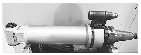 Figure 2 Basic structure of a right angle milling head