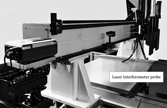 Figure 1. Device for precision feed grinding and matching of guideway clamping plates Figure 1. Device for precision feed grinding and matching of guideway clamping plates